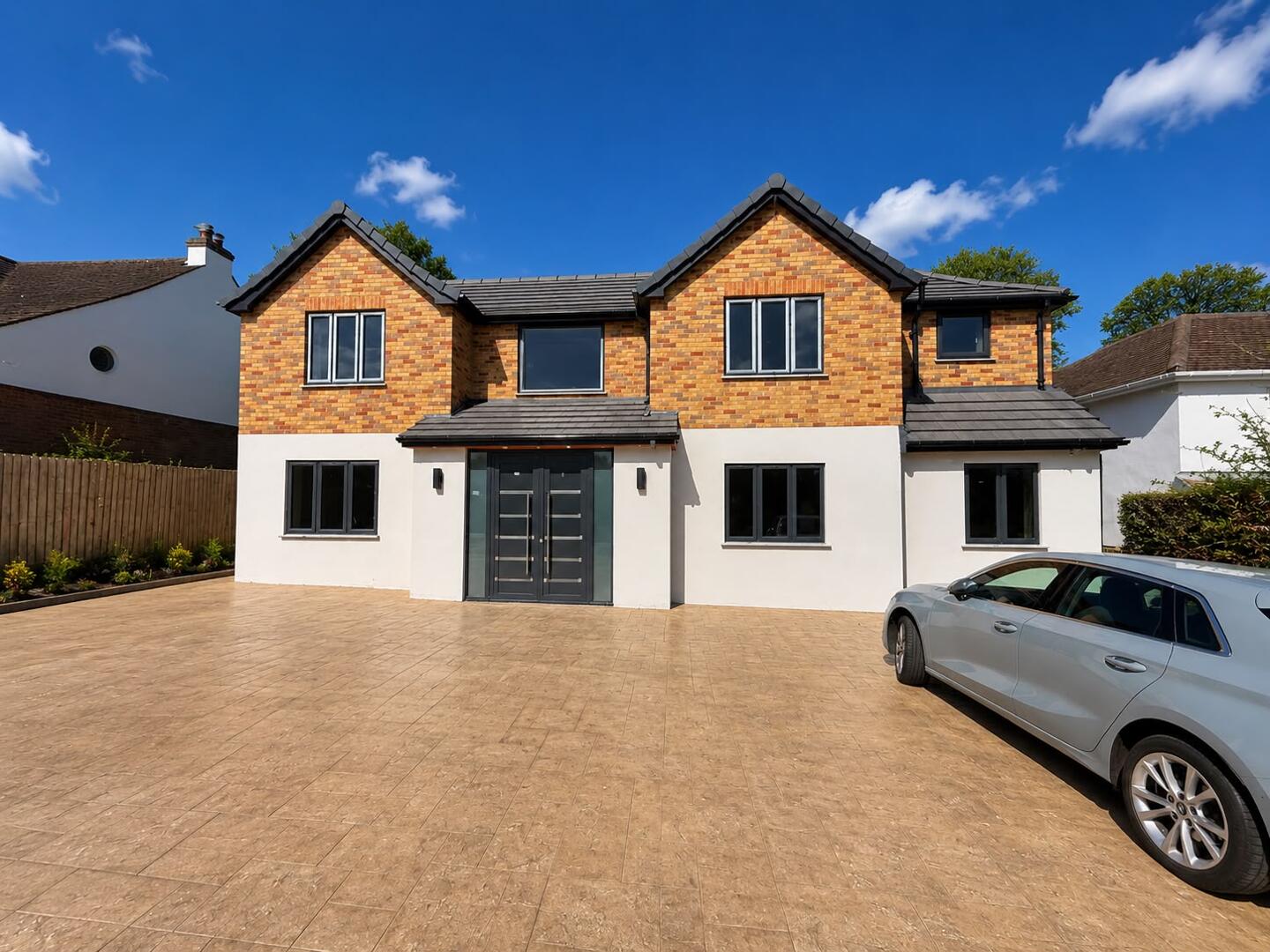 6 bed property in Croft Road, Gerrards Cross